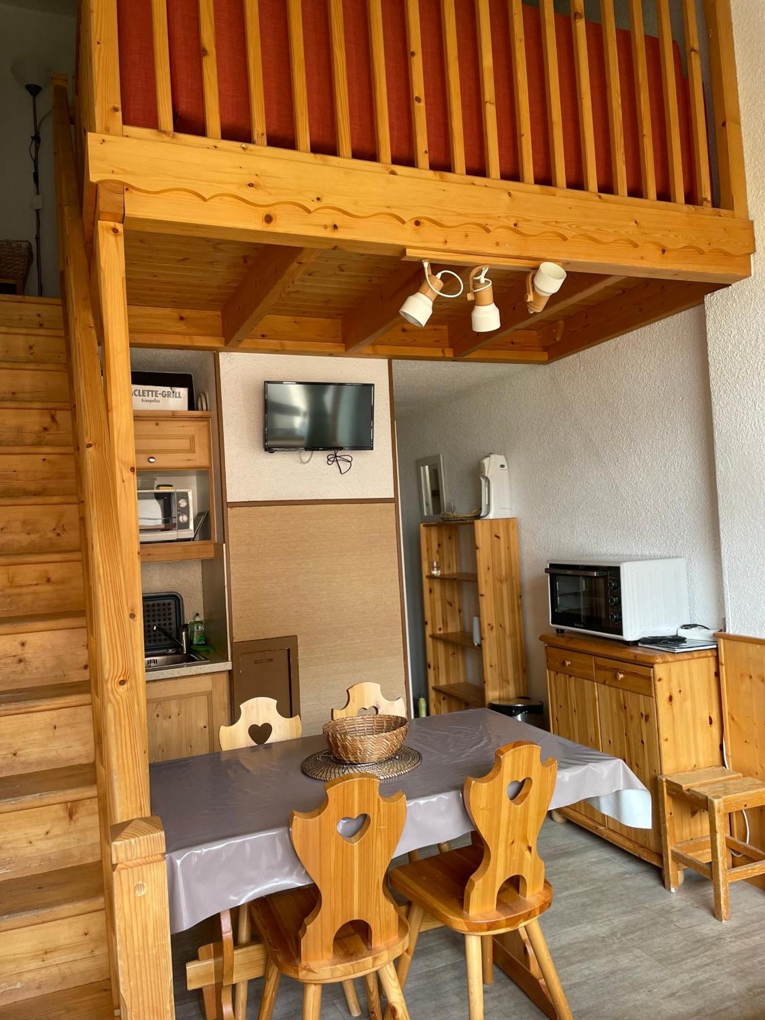 Appartement Pour 6 Personnes Au Pied Des Pistes Au Calme Aux Menuires Les Asters แซ็ง-มาร์แต็ง-เดอ-แบลวีย์ ภายนอก รูปภาพ